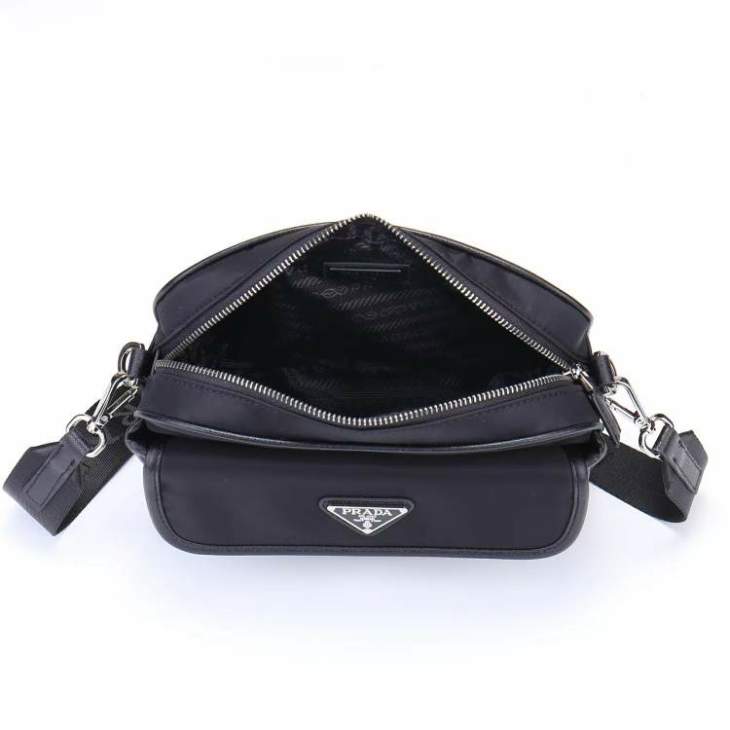 Picture of Prada Mens Bags _SKUfw167299005fw